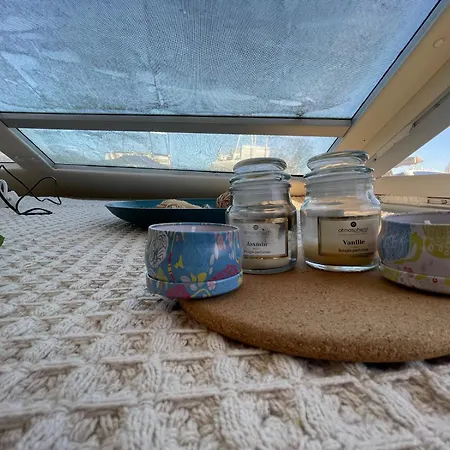 Nuit Insolite Et Cocon Båthotell *