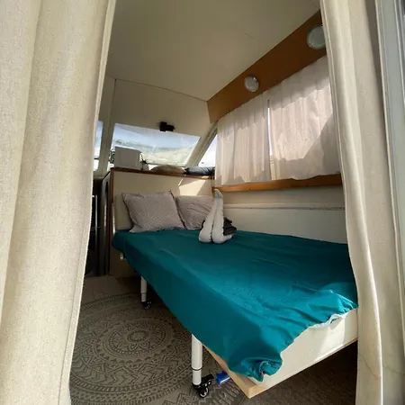 Båthotell Nuit Insolite Et Cocon Valence (Drome)