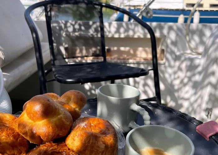 Nuit Insolite Et Cocon Botel *